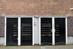 Voordeuren.
<br/>
Gert-Jan Lobbes, 2015